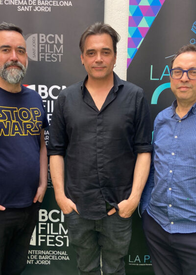 Carlos Be, Edgar Moreno i Sergi Belbel abans de la sessió de pòdcast sobre les adaptacions del teatre al cinema